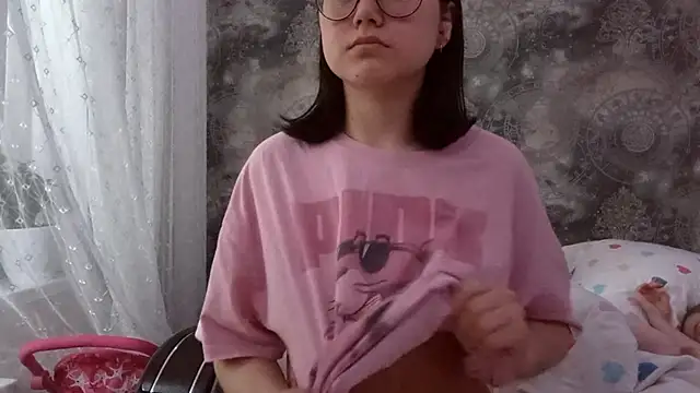 Show modela JettaFlorey na web-kameri