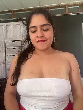 EmilyNoir1 Chat XXX in diretta