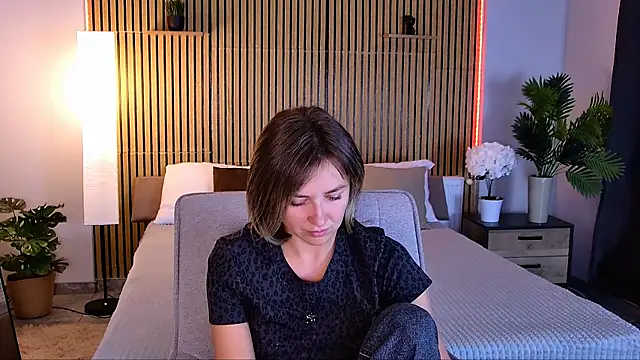 EmeraldGlown Live XXX chat