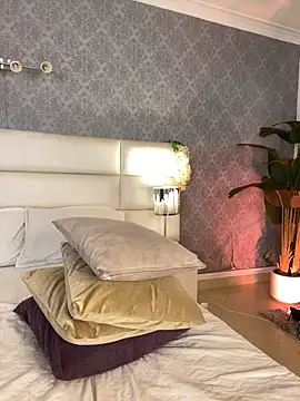 Chat +18 de Celeste_Amber ao vivo