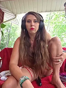 KittyWhispers' Webcam Show