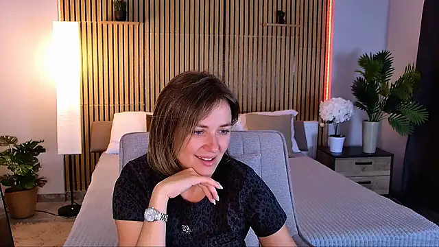 EmeraldGlow Live XXX-Chat