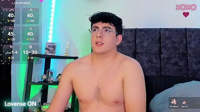 Demian_Fox1 Show in webcam