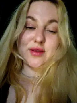 LianaJuのライブXXXチャット