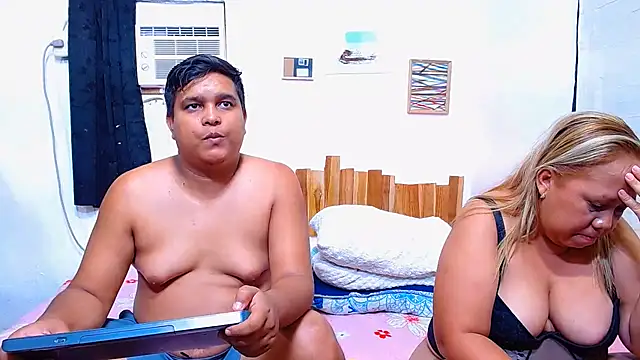 XXX chat uživo modela lucasandSofi