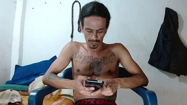 Czat XXX na żywo – damian_bottom_bigcock