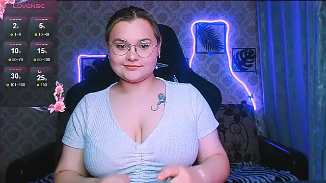 InLoveWithLife26 Live XXX-Chat