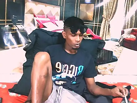 IndianThuggin's Webcam Show