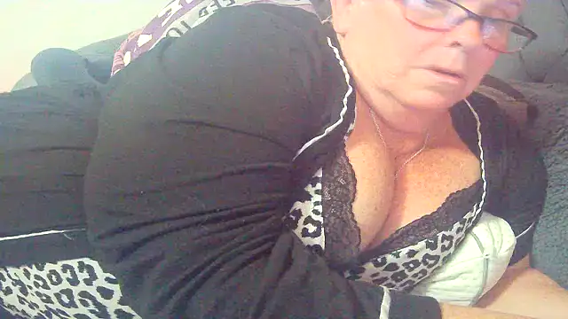 Playful_MILF_Demi 웹캠 쇼