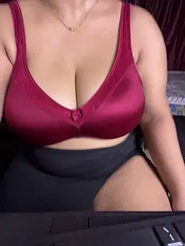 DarlingRuby Chat XXX in diretta