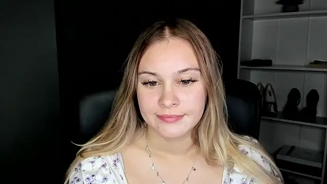 kitty_valeria's Live XXX Chat