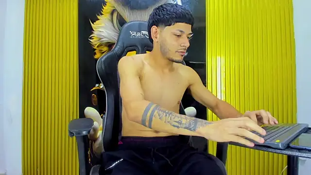 Sexy_Boy203 Show Webcam