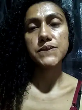 Chat XXX en directo de kiara-belle