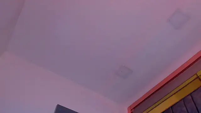 Sebax_Young Pertunjukan Webcam