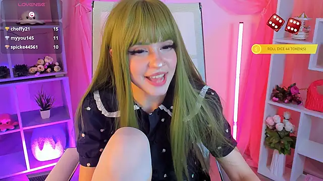 Chatroom XXX en direct de YunaLeaf