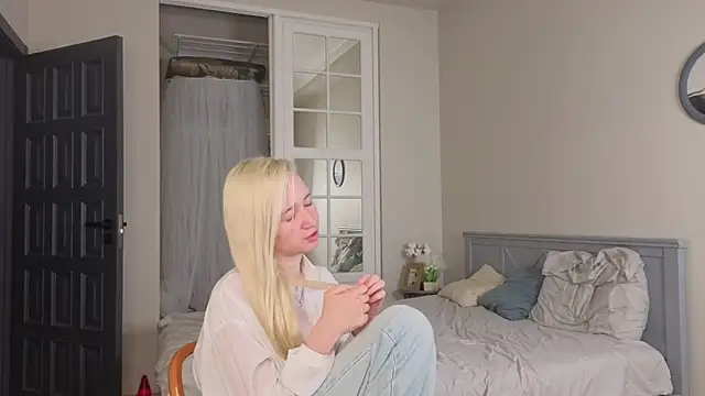 KenyaHema's Live XXX Chat