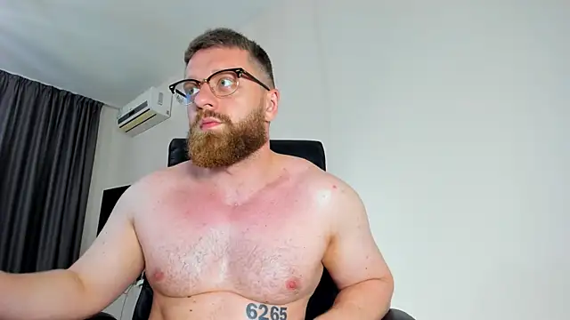Živý XXX chat Findom_guy