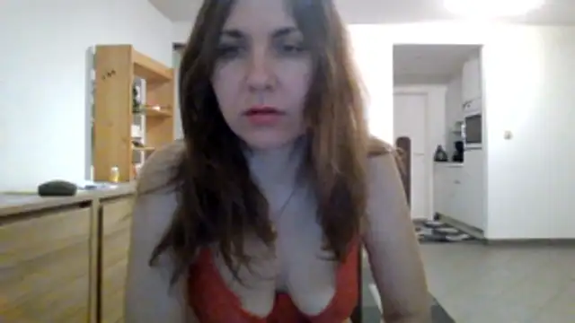JasmineGlamour Adlı Modelin Canlı XXX Sohbeti