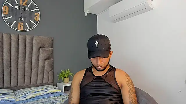 Robin_Rief's Webcam Show