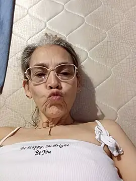 دردشة NanitaFun الجنسية المباشرة