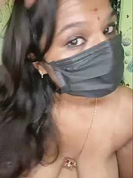 Chat +18 de Premalatha_28 ao vivo