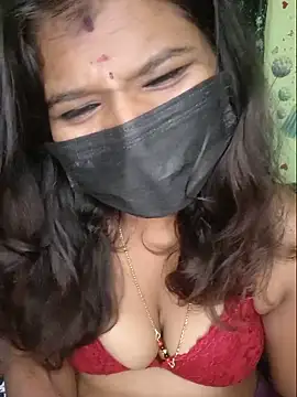 Premalatha_28 Adlı Modelin Canlı XXX Sohbeti