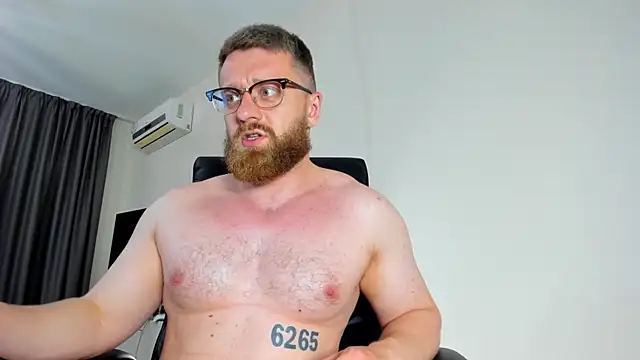 Findom_guy 现场XXX聊天