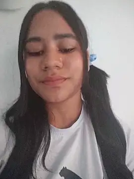 Chat XXX en directo de AntonellaMonroew