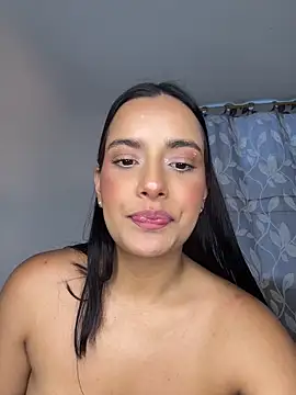 Chat +18 de EmilySearss ao vivo