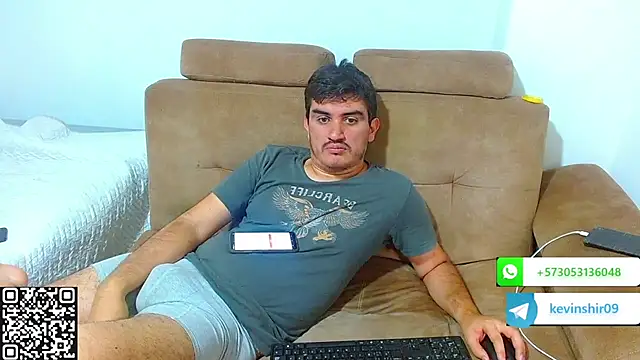 biglatin80's Webcam Show