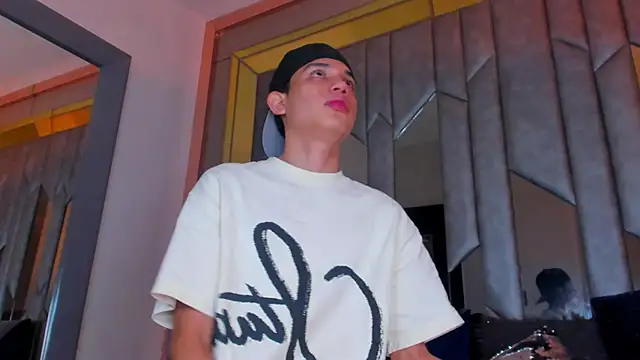Онлайн чат XXX Sebax_Young