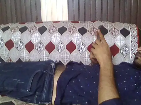 lucknowguy 在線直播表演