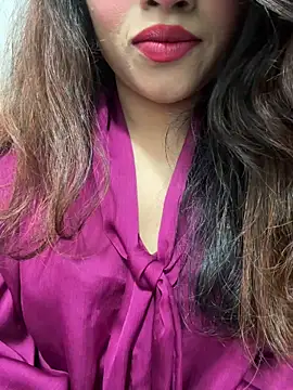 riya_sharma11 Adlı Modelin Canlı XXX Sohbeti