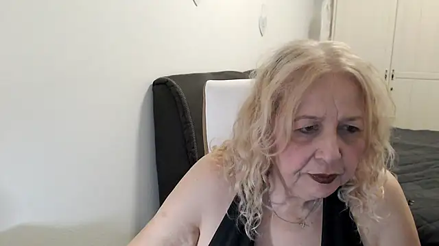 SusiLifeXXX – webcam-show