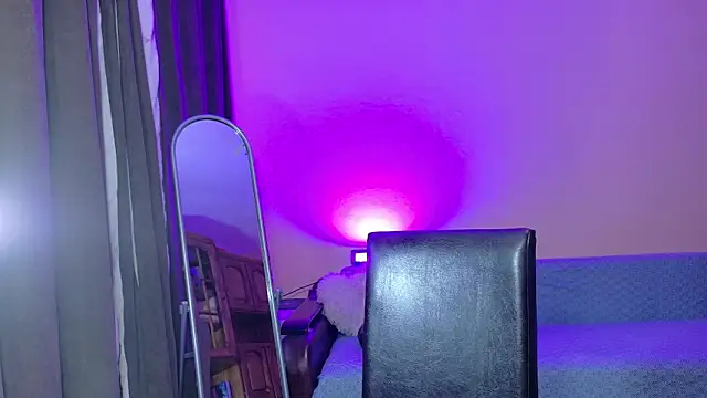 Chat +18 de VandiFive ao vivo
