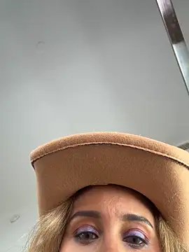 Webkamerová show Caseykissesxoxo