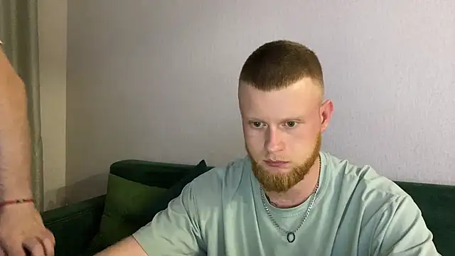 XXX chat uživo modela Adam_ice