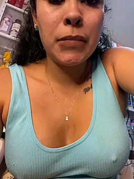 Chat +18 de FOX_LATINA ao vivo