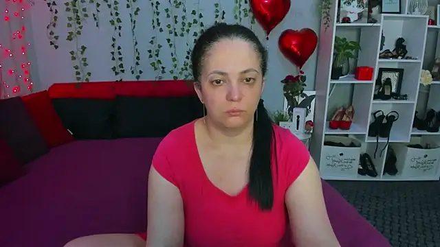 DarlingMilf Chat XXX in diretta