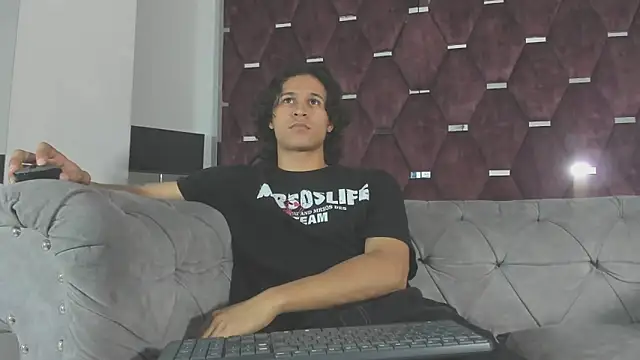 TonyBenedetti Live XXX-Chat