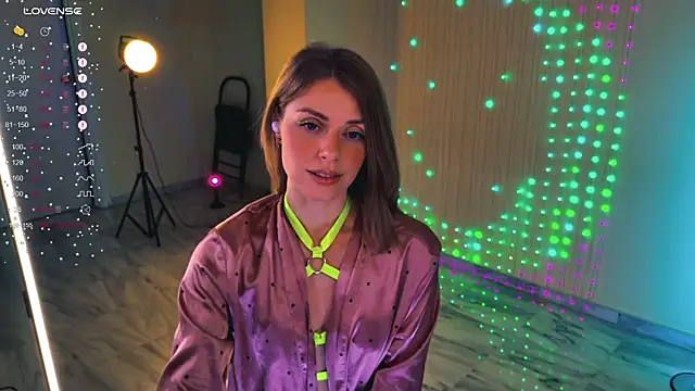 Arielle__03 Adlı Modelin Canlı XXX Sohbeti