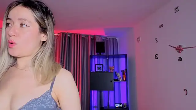 Nicky_sexfiren Live XXX chat