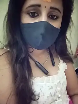 Tamil_Rani-: διαδικτυακό σόου στην κάμερα