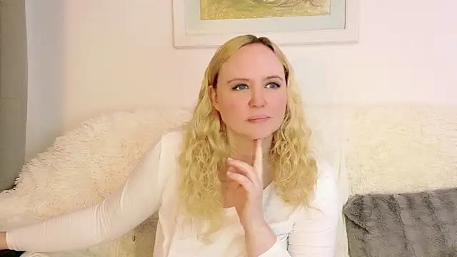 Sarah4youのライブXXXチャット