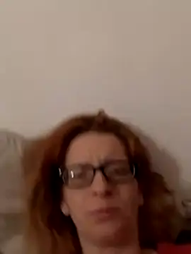Chat +18 de Hornybunny2025 ao vivo
