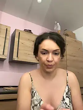 Chat +18 de ViviBecker ao vivo
