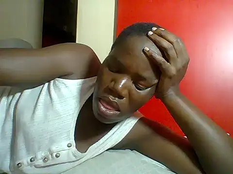 Chatroom XXX en direct de Blacksexyqueen24