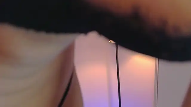 XXX chat uživo modela AllieEvans