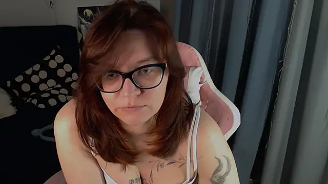 Chat XXX en directo de Milaniya_Poolys