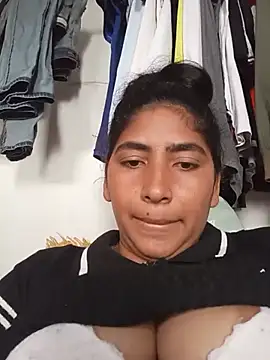 Show de KENDRA-6-9 na webcam